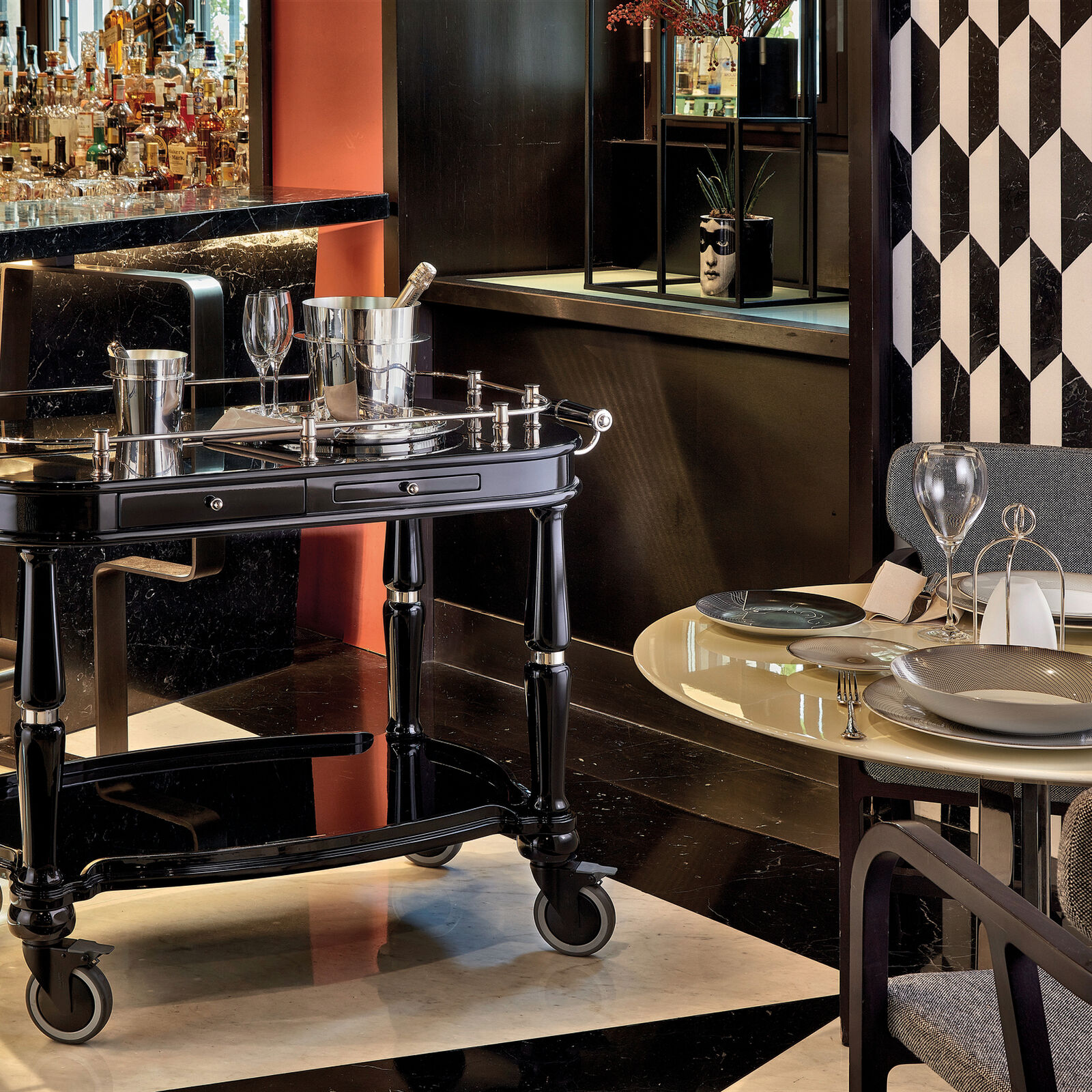 Tray  image number null