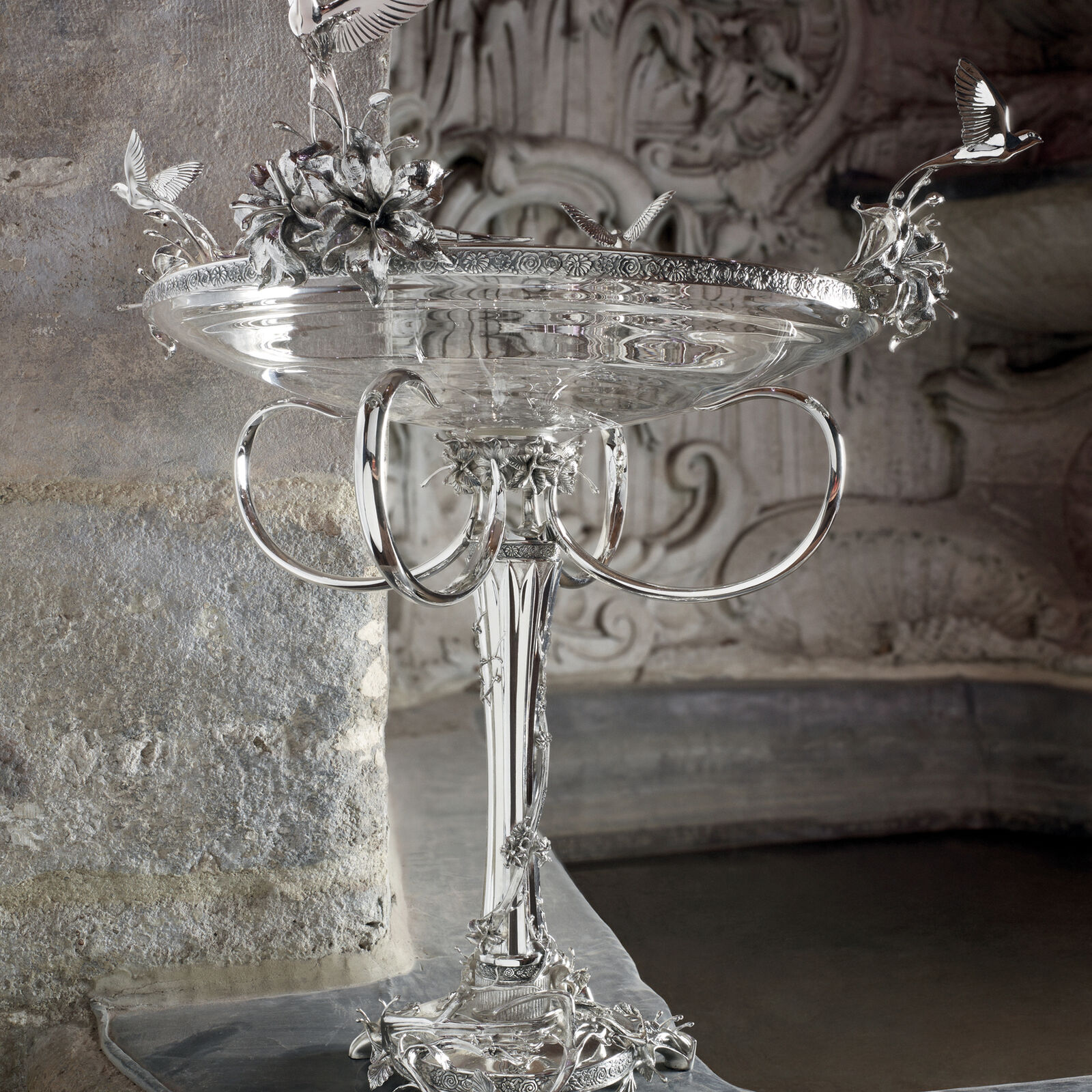 Centerpiece  image number null