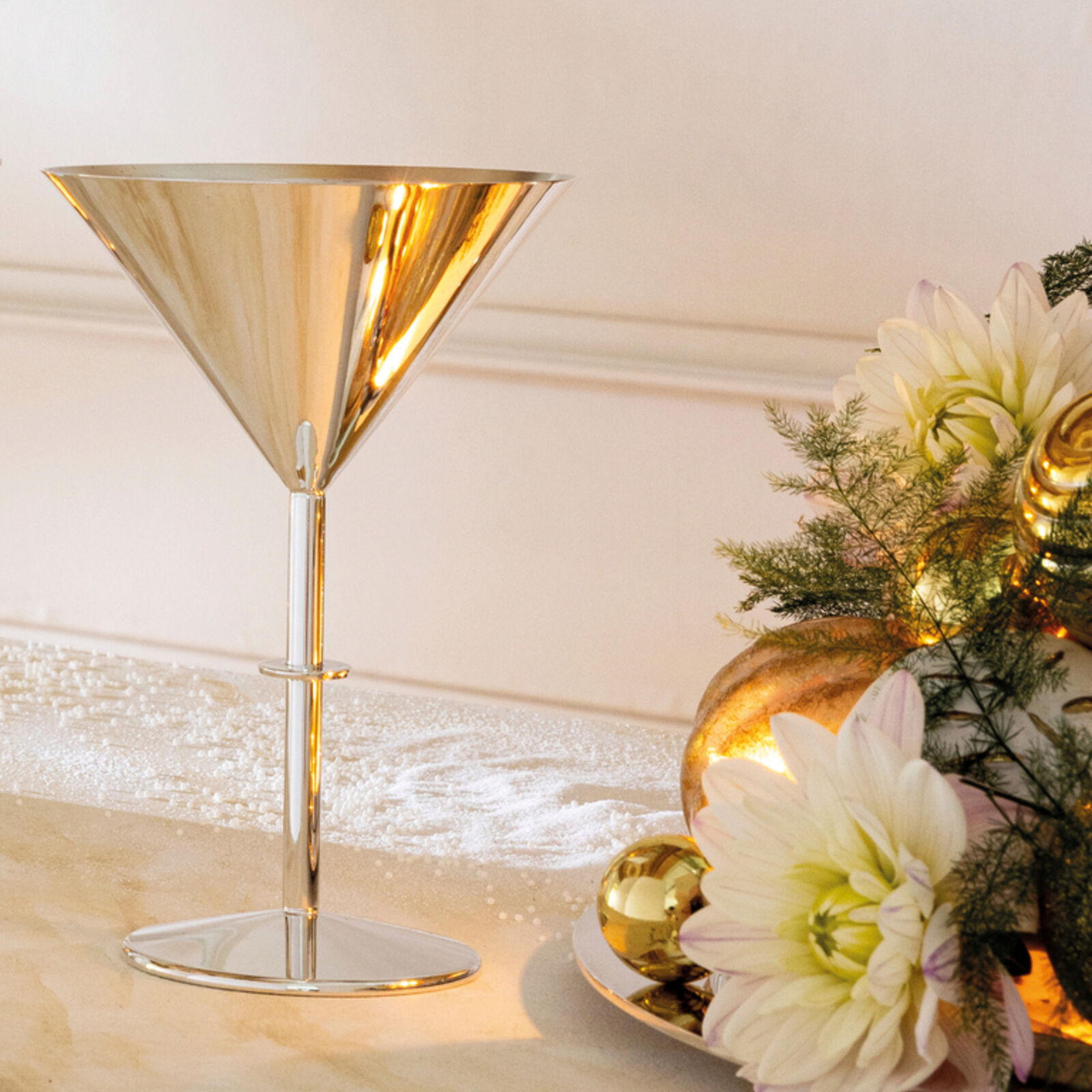 Cocktail glass  image number null
