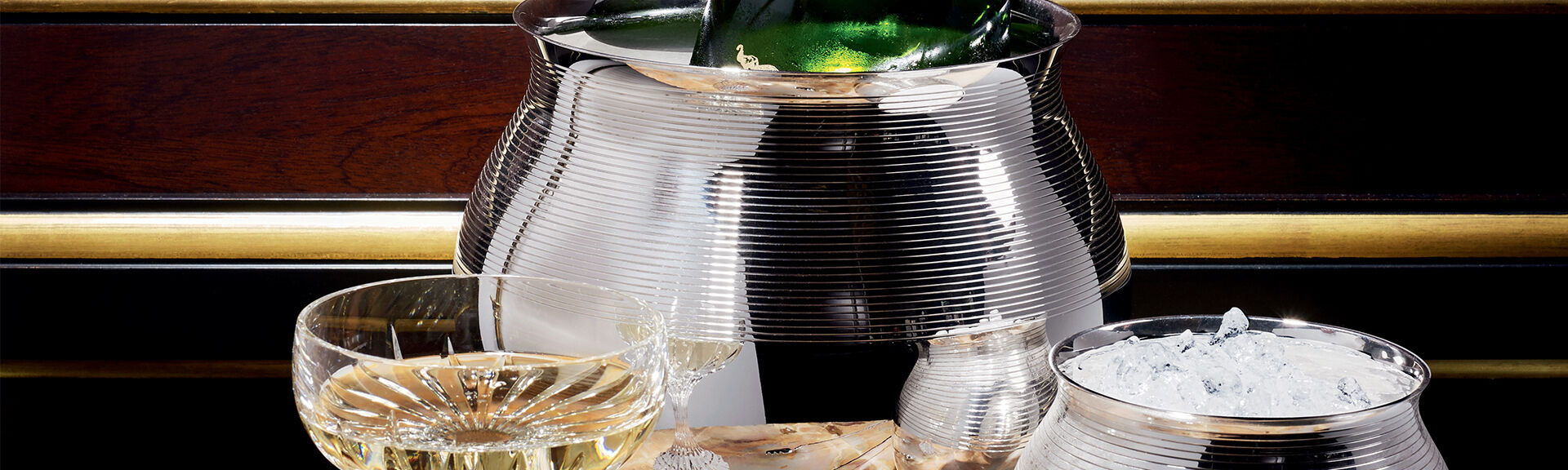Seau à champagne SAINT MEDARD modèle GODRONS métal argenté Bouteille Vasque Bar | Métal argenté